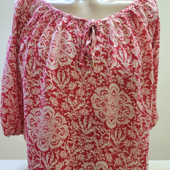 Top - Picture 2 of 2